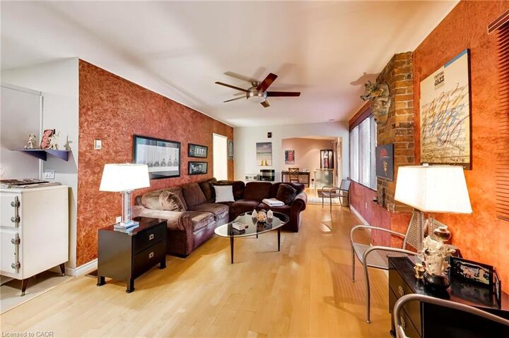 Property Photo: 196 Grant Avenue ON L8N 2Y2