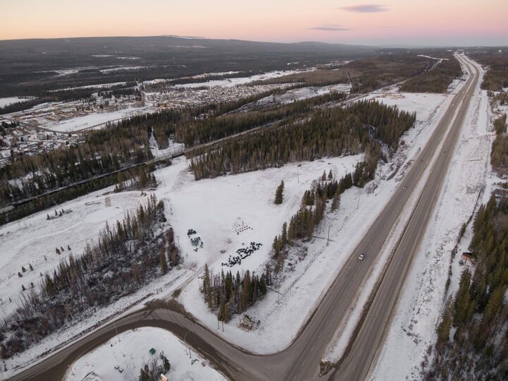 Property Photo: 261 Fleming Drive AB T7V 0B1