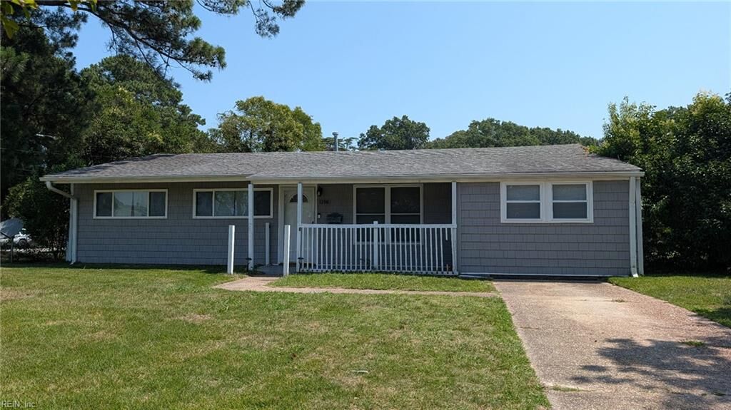 Property Photo: 1198 Jarrett Rd VA 23502