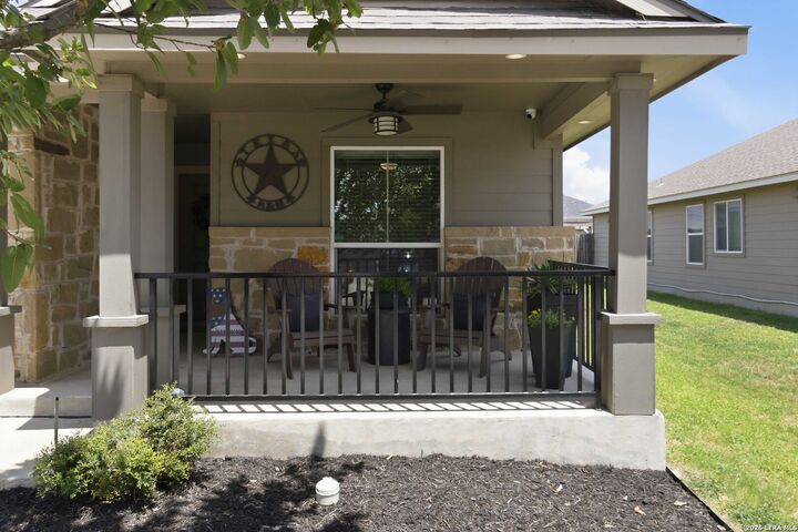 Property Photo: 875 Pumpkin Rdg TX 78130