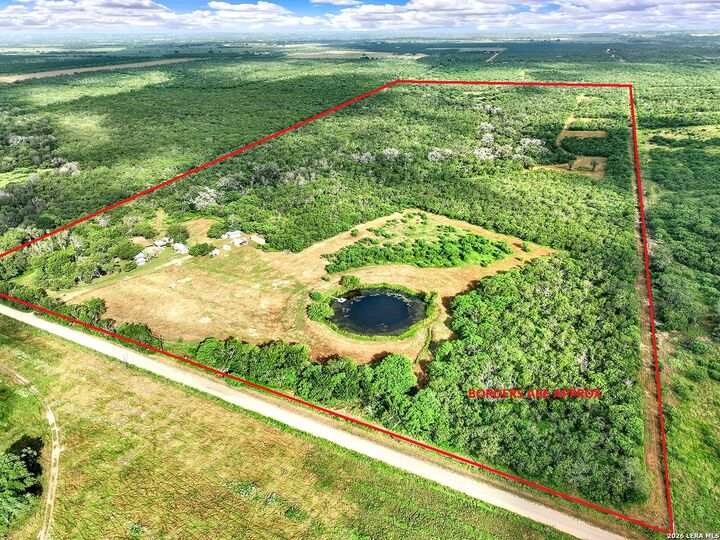 Property Photo:  1591 County Road 476  TX 78160 