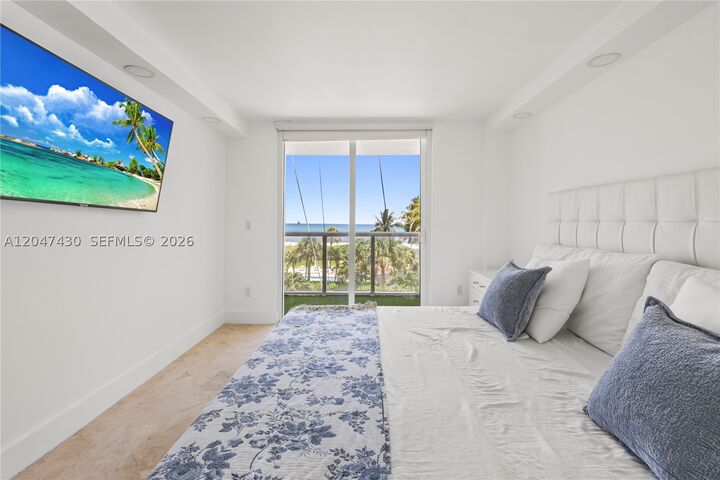 Property Photo:  2457 Collins Ave 406  FL 33140 