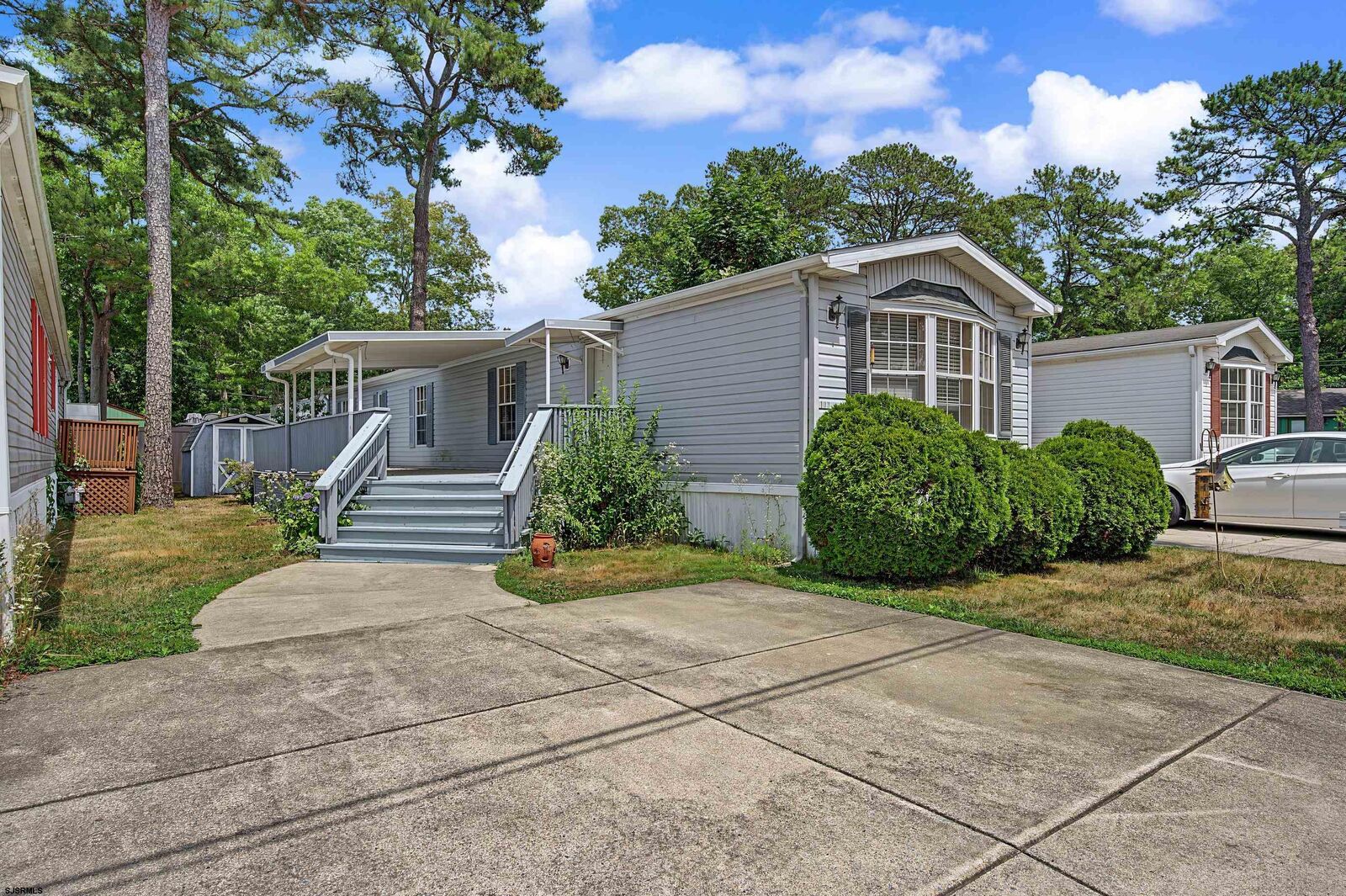 Property Photo:  443 S 6th Ave  NJ 08205 