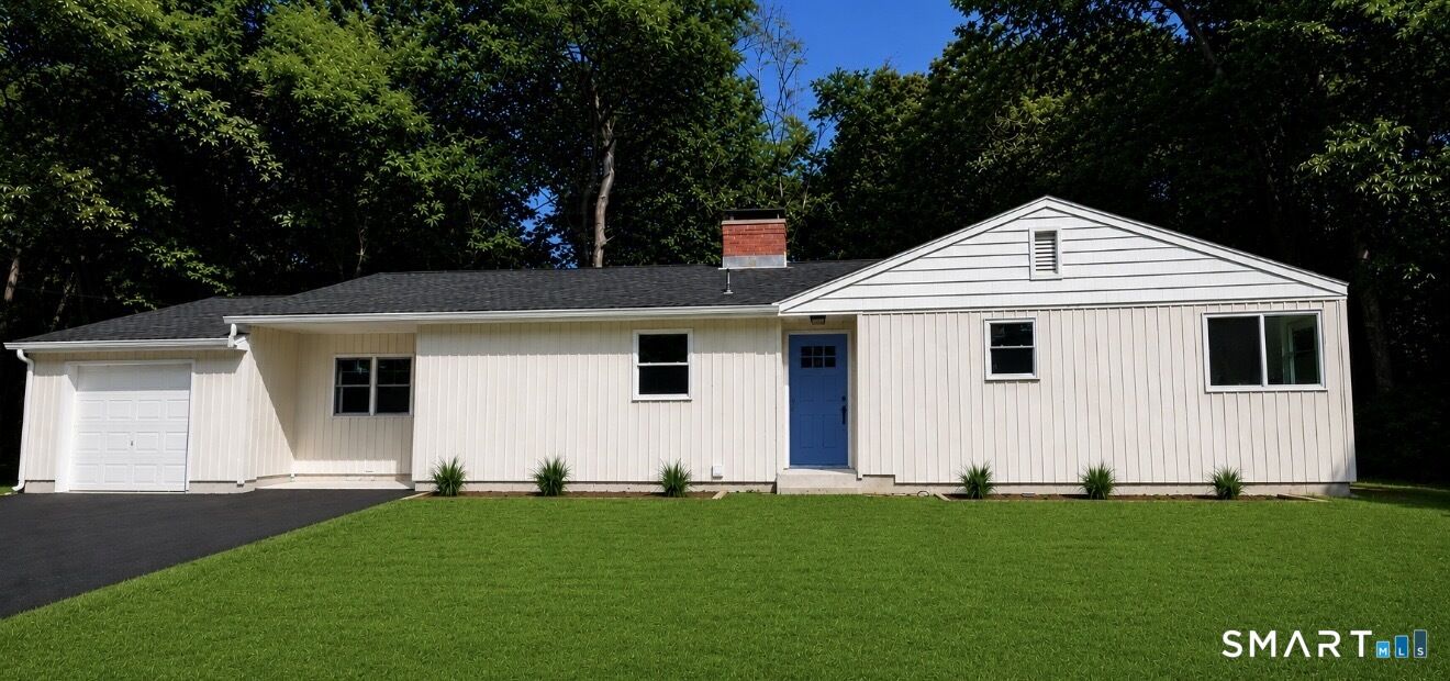 Property Photo: 106 Glenwood Road CT 06413
