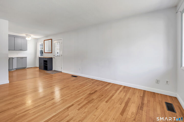 Property Photo:  105 Sunset Drive  CT 06418 