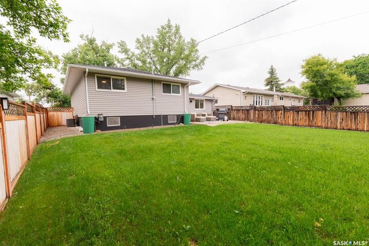 Property Photo:  434 Columbia Avenue  SK S0L 1R0 