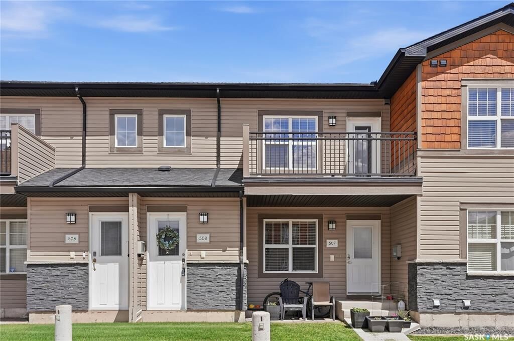 Property Photo: 1015 Patrick Crescent 508 SK S7W 0M3
