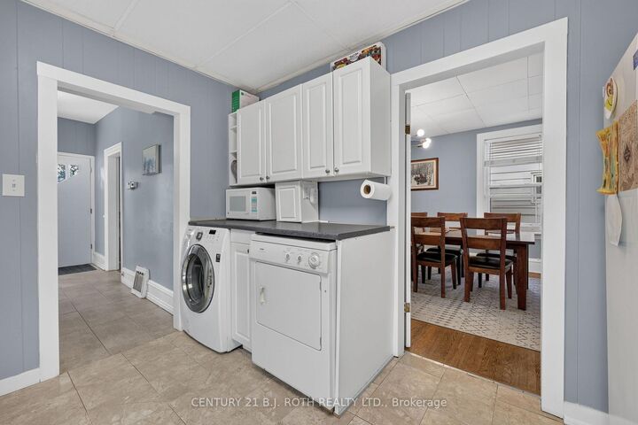 Property Photo:  232 Mary Street  ON L3V 7Y7 