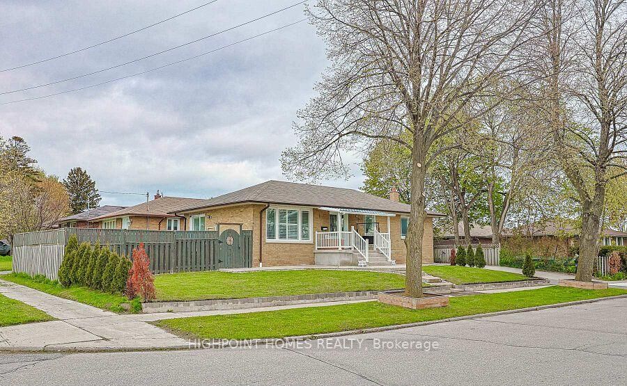 Property Photo: 3 Mozart Avenue ON M1K 2V8