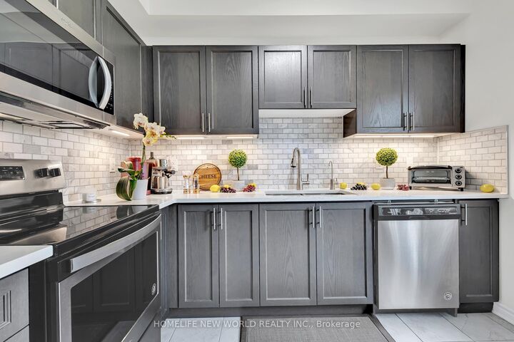Property Photo: 88 Decorso Drive 71 ON N1L 0A9
