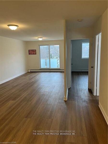 Property Photo:  583 Mornington Avenue 211  ON N5Y 3E9 