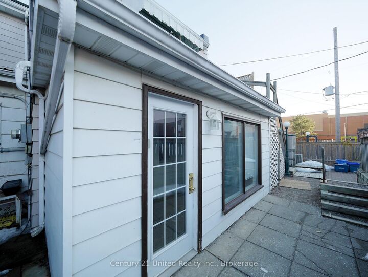 Property Photo:  375A Queen Street  ON K9H 3J7 