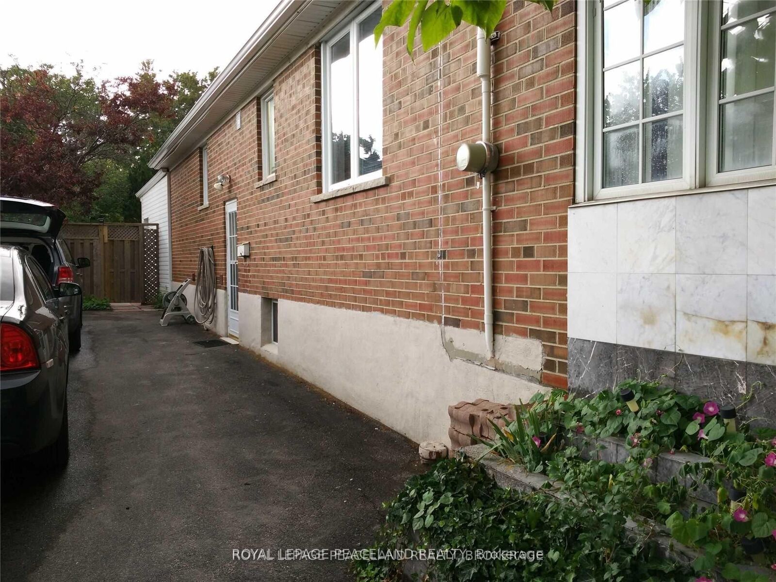 Property Photo: 84 Araman Drive Bsmt-2 ON M1T 2P8