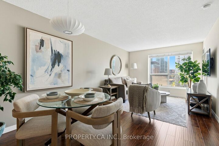 410 Queens Quay W 1105 — photo 1