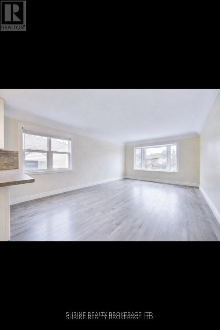 Property Photo: 259 Sanders Street W ON N5Z 2T1