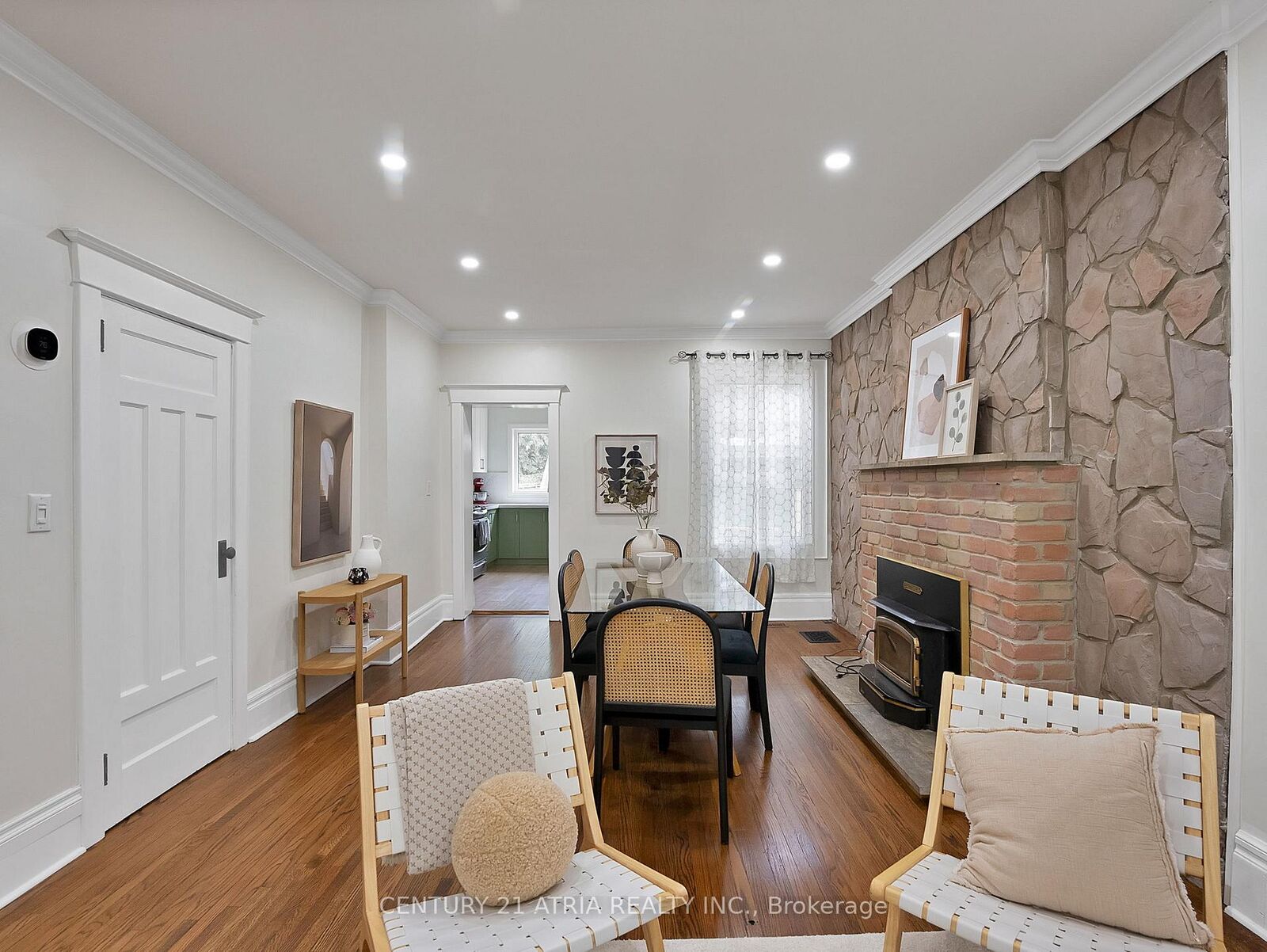 Property Photo: 32 Rosevear Avenue ON M4C 1Z3