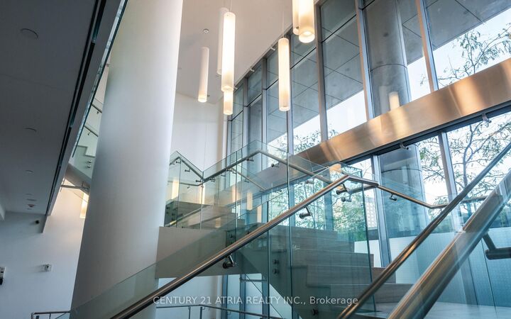 Property Photo:  70 Forest Manor Road 611  ON M2J 0A9 