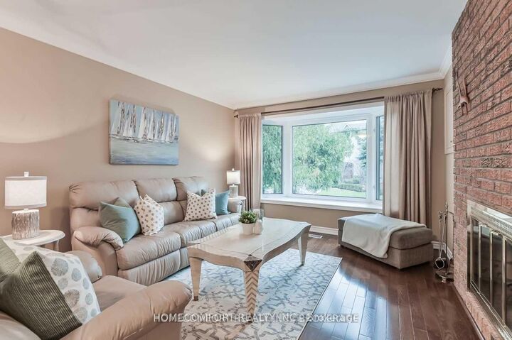 Property Photo:  19 Pomander Road  ON L3R 1X5 
