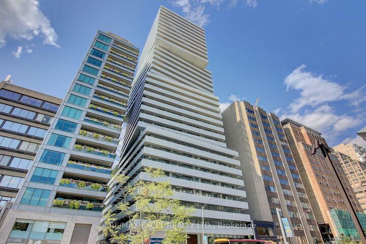 200 Bloor Street W 2201 — photo 1