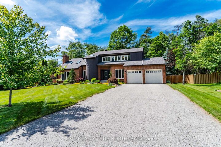 Property Photo: 14 Rosewood Avenue ON L9X 0P5