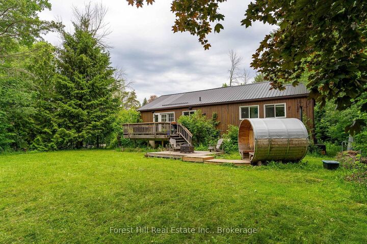 23 Silver Creek Drive — photo 1