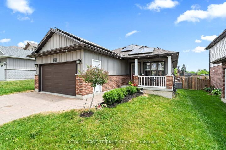 Property Photo:  38 Leesboro Trail  ON N0M 2P0 