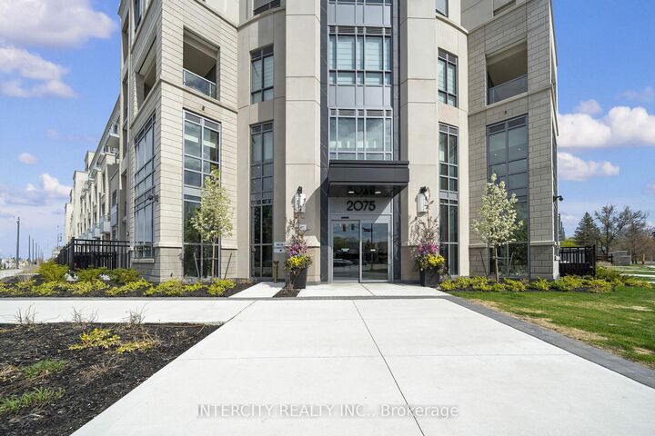 Property Photo:  2075 King Road 230  ON L7B 0R6 