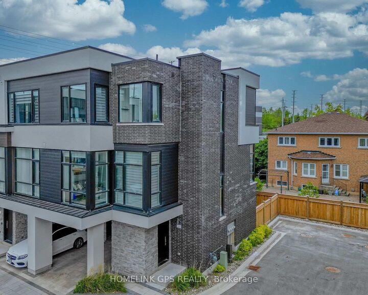 Property Photo:  12 Hostel Lane  ON L4C 5S9 