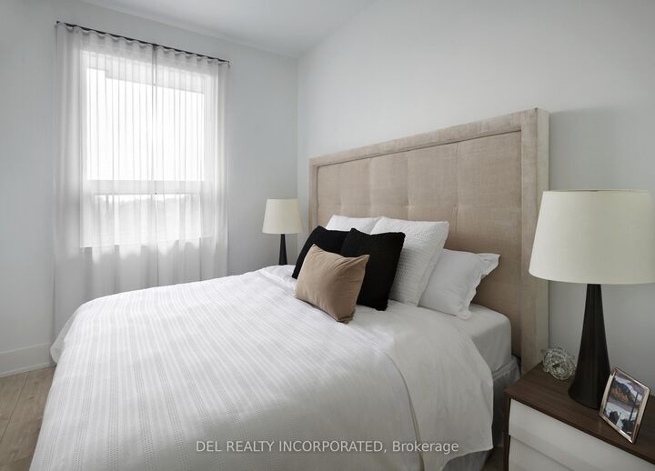 Property Photo: 115 Denison Avenue 512 ON M5T 2N1