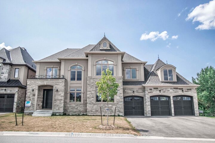 122 Burns Boulevard — photo 1