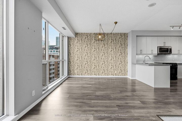 Property Photo: 18 Beverley Street 706B ON M5T 3L2