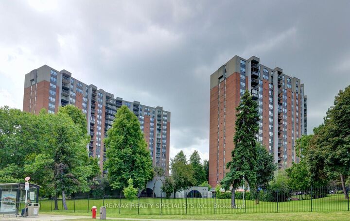 Property Photo:  20 Mississauga Valley Boulevard 704  ON L5A 3S1 