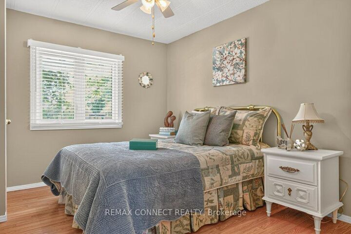 Property Photo: 8 Circle Drive ON K9V 0H7