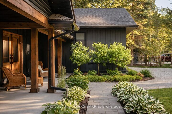 Property Photo: 262 Trillium Place ON L9S 2X7