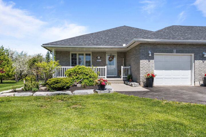 18 Applewood Drive — photo 1