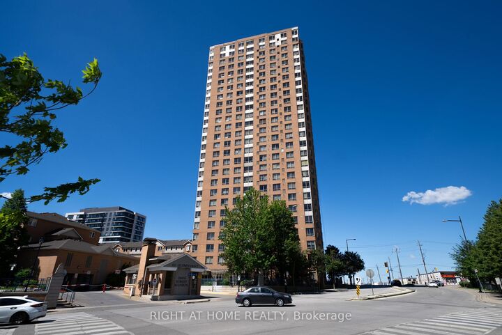 Property Photo: 115 Omni Drive 709 ON M1P 5B4