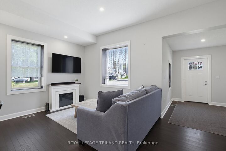 Property Photo:  260 Graham Street  ON N0L 2P0 