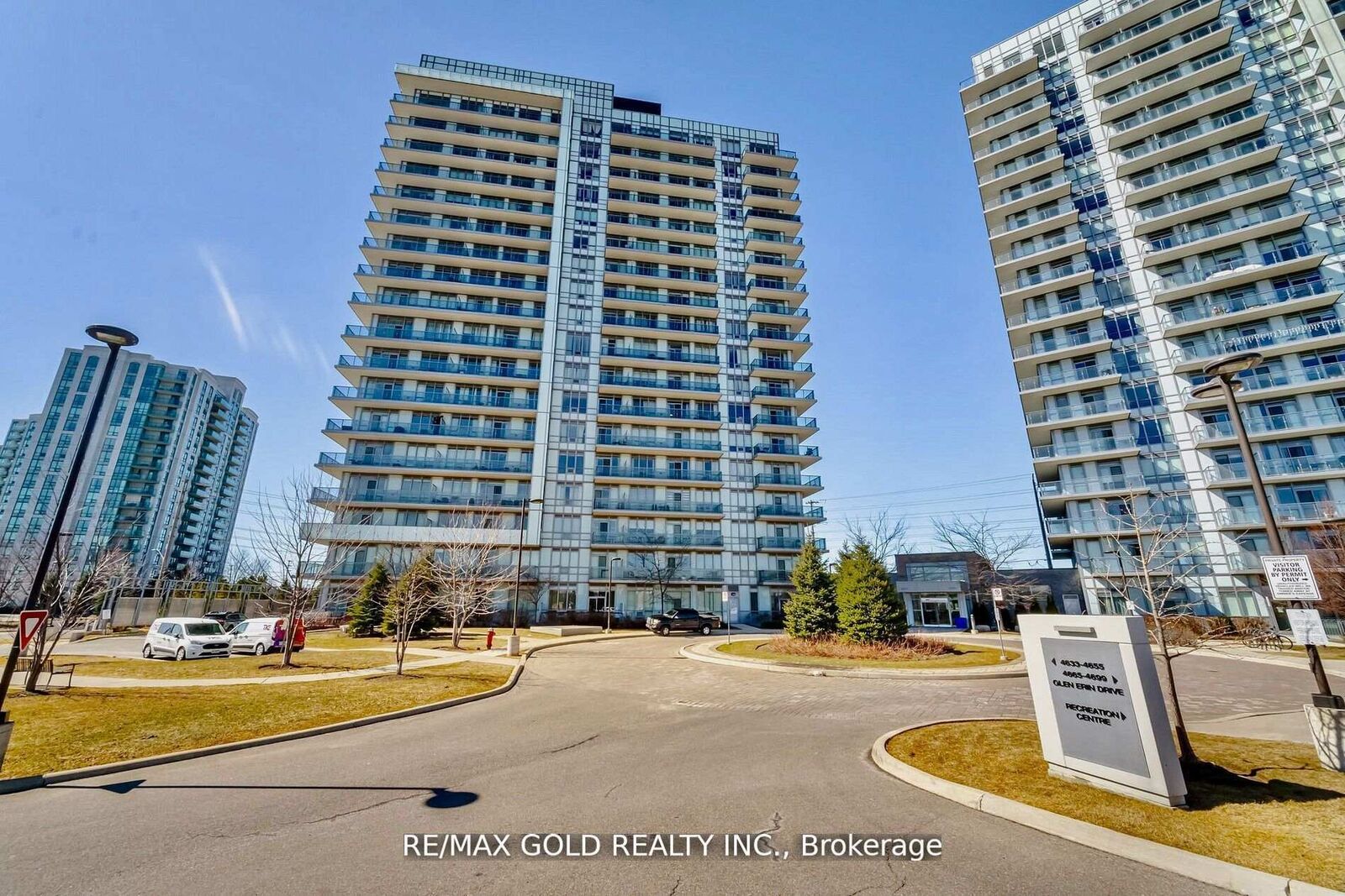 Property Photo:  4633 Glen Erin Drive 607  ON L5M 0Y6 