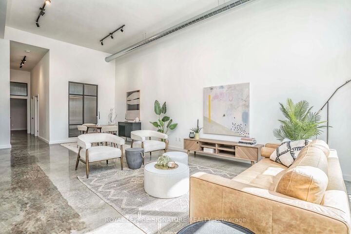 Property Photo:  36 Geary Avenue 1  ON M6H 2B4 