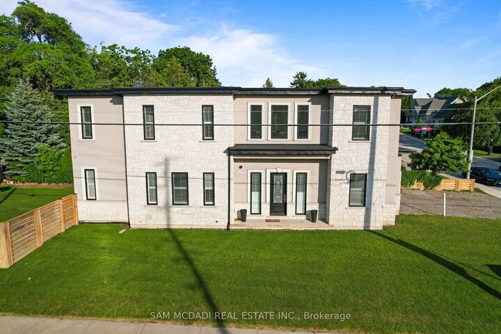 Property Photo: 1 Brookside Drive ON L5M 1H2