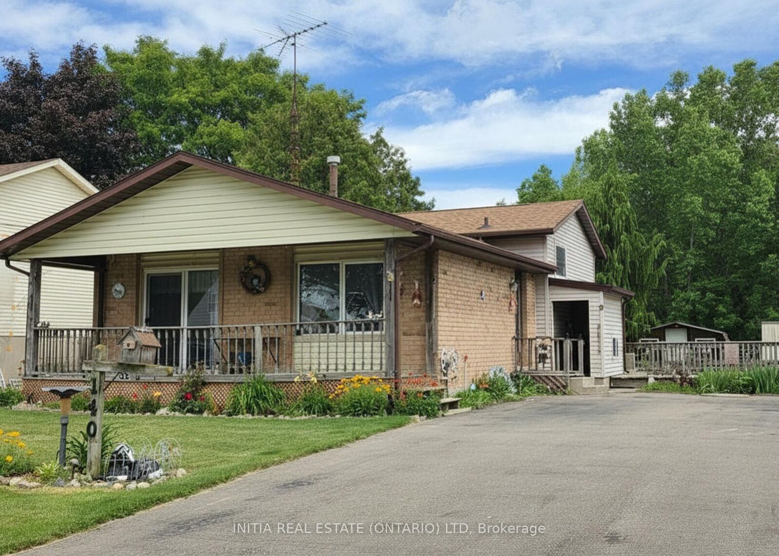 Property Photo:  140 Main Street  ON N0N 1H0 