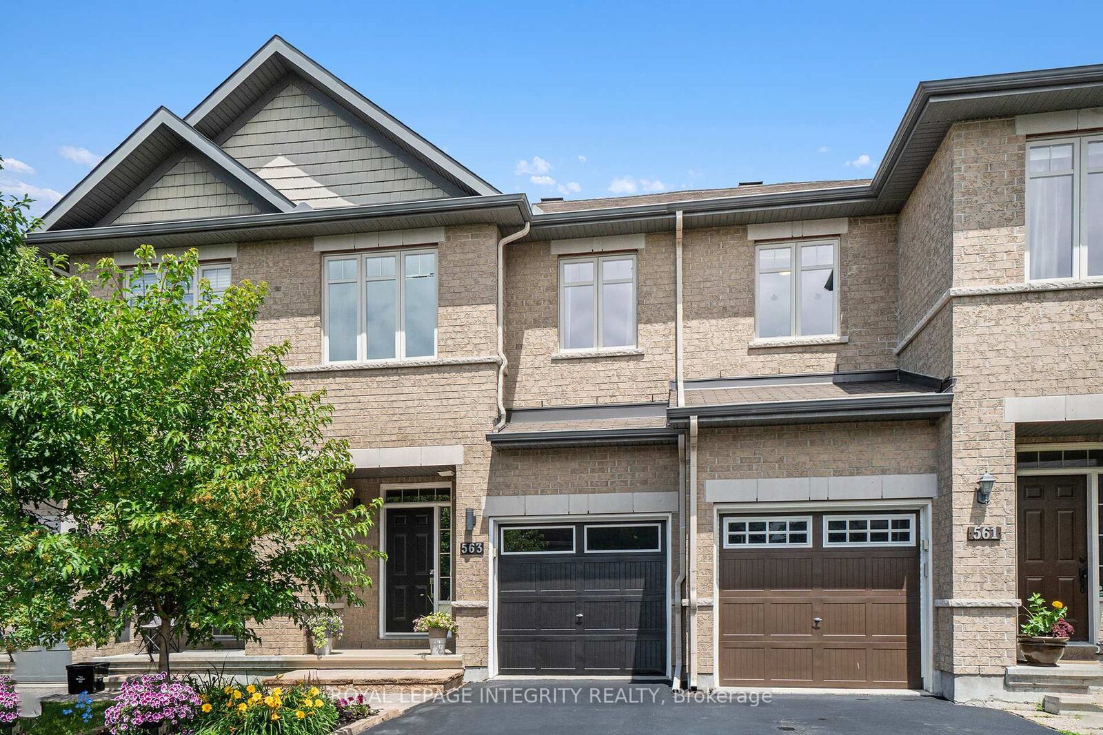 Property Photo: 563 Remnor Avenue ON K2T 0A5