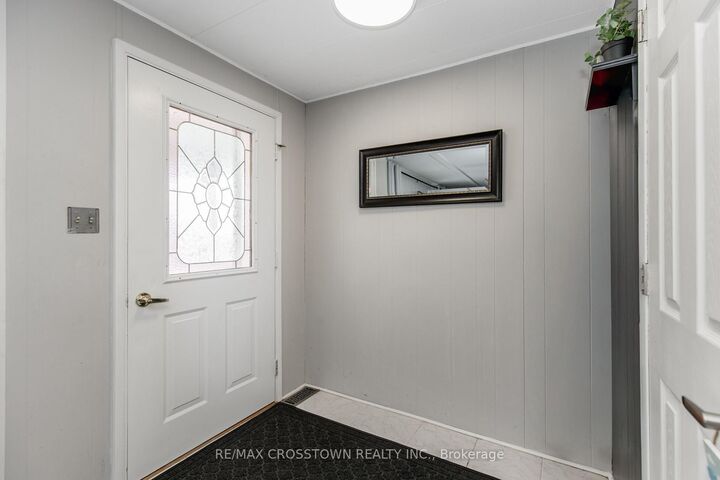 Property Photo:  3 Fairbirch Court  ON L9S 1R2 