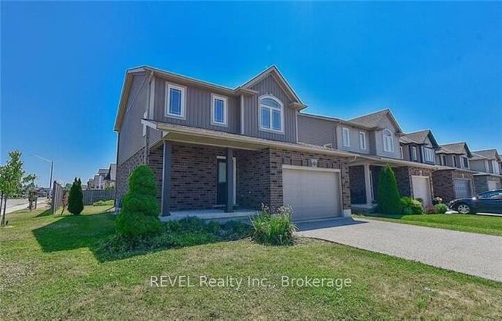 Property Photo:  6030 Wiens Boulevard  ON L2H 0J2 