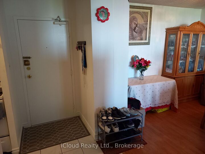 390 Dixon Road 806 — photo 1