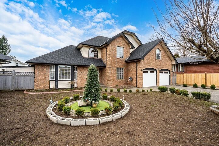 6655 123A Street — photo 1