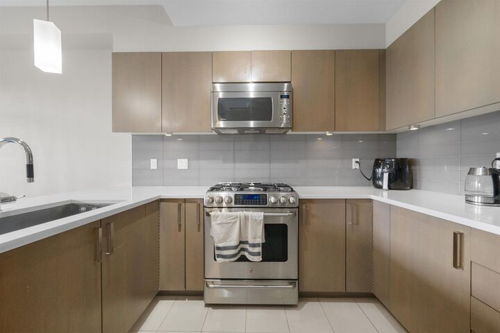 Property Photo: 10133 River Drive 43 BC V6X 0K8