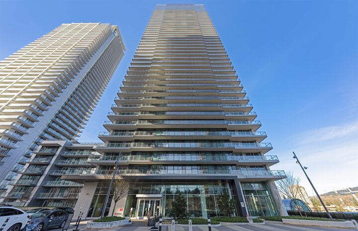 Property Photo: 3809 Evergreen Place 4006 BC V3J 0M1