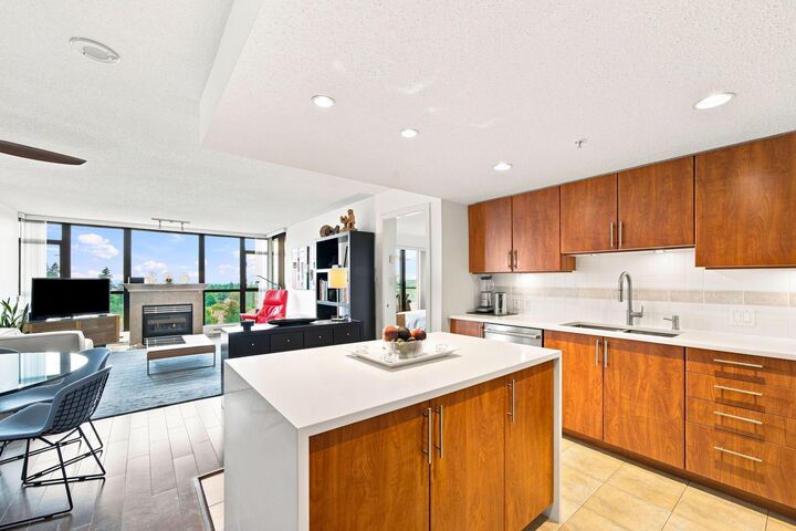 615 Hamilton Street 1205 — photo 1