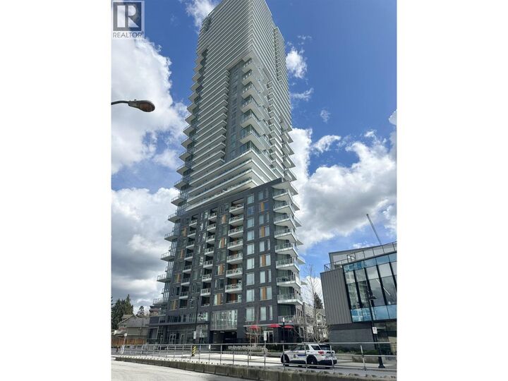 Property Photo: 567 Emerson Street 2803 BC V3J 0M8